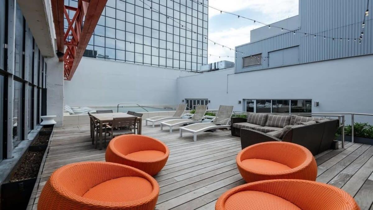 26Th Fl Bold Cozysuites With Pool, Gym Даллас Екстер'єр фото